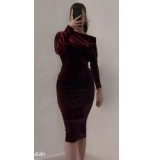 Mucemu Kayık Yaka Kadife Elbise Bordo